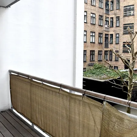 Open-concept Flat *