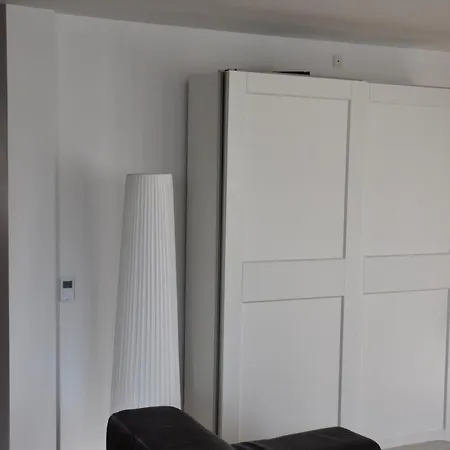 Open-concept Flat Apartman *